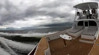 Bertram Yachts 35 Flybridge Sea Trial