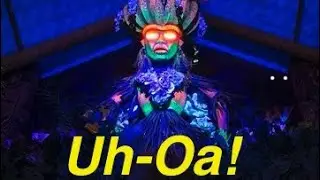 Front Row POV Uh-Oa Drink Effect @ Trader Sam&rsquo;s Grog Grotto Disney World - Tiki Bar Animatronic