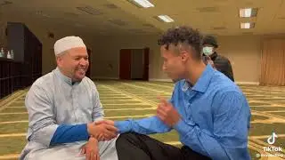 Young Man Excited to Become Muslim In California! &ldquo;Yes! I&rsquo;m ready to become Muslim&rdquo; 