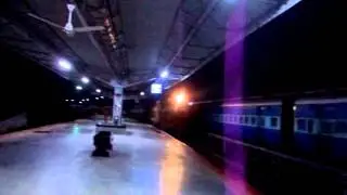 IRFCA-GTL WDG3a helps UBL WDP4 with Tippu Express
