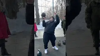 ГИРЮ ЗЭСО 32 КГ &mdash; НАПОПА! ОДНОЙ ПРАВОЙ!! СИЛОВОЕ ГИРЕВОЕ ДЕВЯТИБОРЬЕ.32KG KETTLEBELL BOTTOM UP PRESS