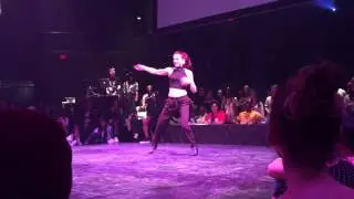 BAM 2015 - Bust A Move 11 - Waacking Top 16 - Tara vs Miss Deyva