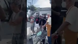 Padre J&uacute;lio Lancellotti foi atacado por homem que invadiu a missa e tentou impedir doa&ccedil;&atilde;o alimentos