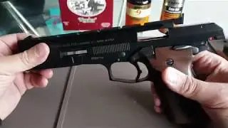 Demontage et remontage Beretta 87 Target