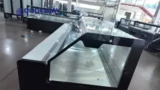 Showcase-Service counter (meat and sausage display)