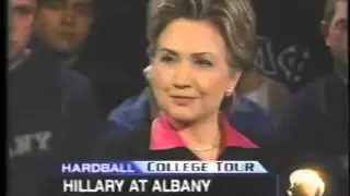 8 REASONS TO VOTE FOR HILLARY CLINTON