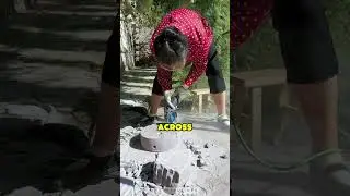 Она создала самодельную каменную мельницу из ржавого материала! 😱