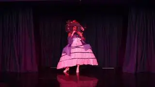 #Cabaret #burlesque #comp&egrave;re Stephanie Gawne aka #FooFooLaBelle #Hosting@walesmillenniumcentre