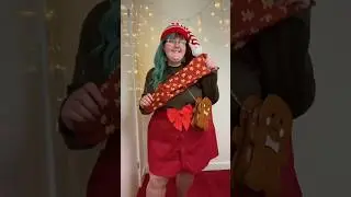 plus size Christmas outfit inspo 🎄🍪 #shorts #plussize #christmas