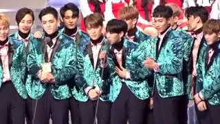 161202 - 2016 MAMA MNET Asia Music Awards - When Seventeen was winning the award (Fancam)