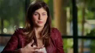 San Andreas Official Movie Interview - Alexandra Daddario