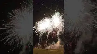 PyroRob Silvesterfeuerwerk 2025 Halle/Saale www.pyrorob-feuerwerke.de