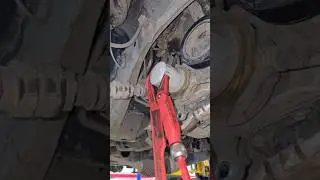 oil filter changing trick #DIY #garage #trick