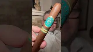 H. Upmann by AJ Fernandez Toro | Modern Classic Cigar Review #shorts