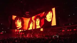 Roger Waters - Shine On You Crazy Diamond (Budapest 23.4.2023)