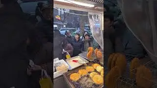 Enjoying delicious food - 纵览美食直播