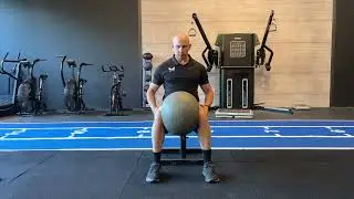 Aductor sentado ISO con pelota