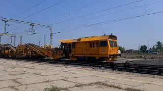 Train Videos Indian Railways | track laying machine india | mfi track machine | duomatic machine