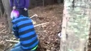 Exploding axe can