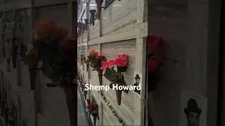 Grave of Shemp Howard
