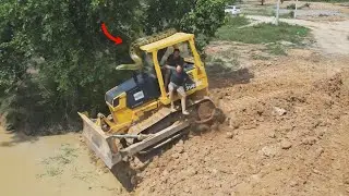 WTF!! Unreal Accident! Bulldozer Flips Into Water While Working at Extreme Land Filling Site!