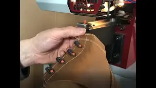 MACCHINA APPLICA RIVETTO IN PLASTICA SU PASSALACCIO Mod.86.02.PL.E