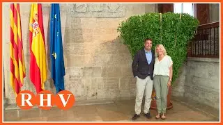 Mazón rep l’alfàbega de Bétera amb motiu de les Festes d’Agost de la localitat