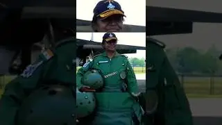 president draupadi murmu with Sukhoi 30 MKI #shorts #airforce #status #president