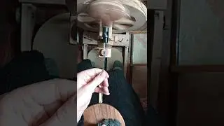 Plying woolen spun #corriedale #yarn with an #andean tool. #spinning #handmade #yarnlover