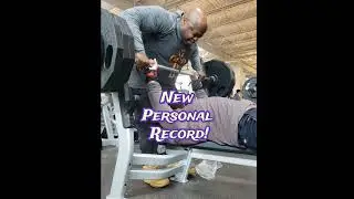 14yr old 8th Grader Timothy Benchpress 335lbs!  #14yroldswholift #teamharrison #benchpress