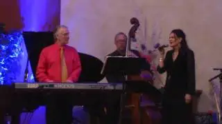 Suzee Sings