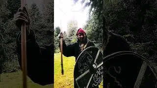 Viking spears and javelin shafts! Can they be too thin for battle? Vikings of Youtube