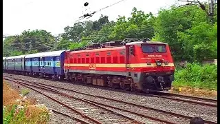 12615 Chennai Central - New Delhi Grand Trunk (GT) Express rushes through AJNI Railway Station