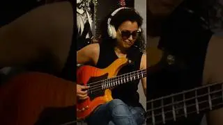 BASS LEGENDS Rhonda Smith & Hellmut Hattler