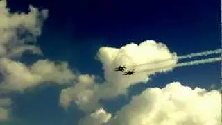 2012 Rockford Airfest - June 2, 2012 - Air Force Thunderbirds - Clip #5