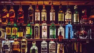 Should alcohol come with a health risk warning like cigarettes? U.S. top doctor thinks so