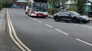 red line buses MC route 130 to Aylesbury