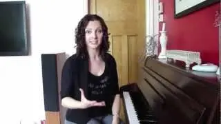 Basic Vocal Warm Ups For Singers // Singers Advice