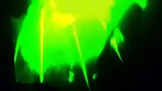 TR&Eacute;S CANT&Eacute;S (2xCupCafe&Du feat. Tuqave, ParaNOia feat. Loudz1, UPSIDEDOWN feat. Racyboi, Lil Yput)