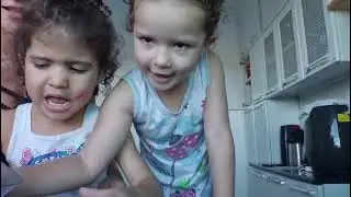 Bala caseira de Gelatina da Hadassa e da Haíssa