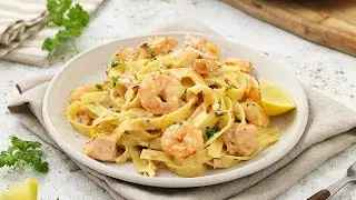 Creamy salmon prawn pasta recipe in 20mins.