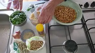 Фалафель со шпинатом в духовке/ Falafel with spinach
