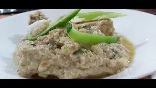 Buttery Cashew Chicken/Creamy Cashew Chicken/Easy Chicken Curry restaurant style by cooking spices.
