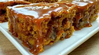 This Sticky Toffee Pumpkin Cake is so Delicious! Pumpkin Spice cake recipe, with Homemade Caramel