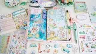 TN planner set up with Cocoa Daisy kits To The Sea