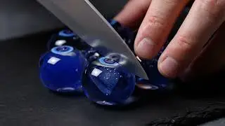 CUTTING GLASS BLUEBERRIES #aiasmr    #calmingvideo   #fruitcutting  #shorts