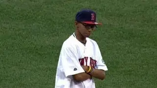 ARI@BOS: Rayquan Fregeau throws out first pitch