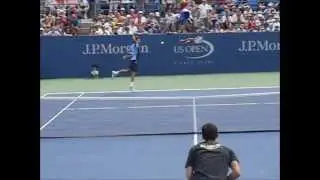 Roger Federer Super-Slow motion HIGH Backhand Return of a kick serve