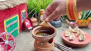 Mini Samosa Recipe | Onion Samosa Recipe | How To Make Onion Samosa | Dipa&rsquo;s Tiny Kitchen