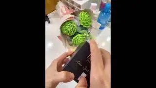 Mở hộp sản phẩm Kem trị mụn FAENA Acn Spot Cream